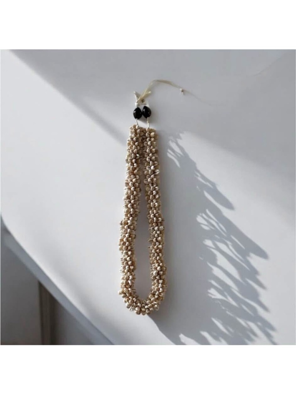 Cream Beaded Cluster Necklace — Lightweight Natural Style